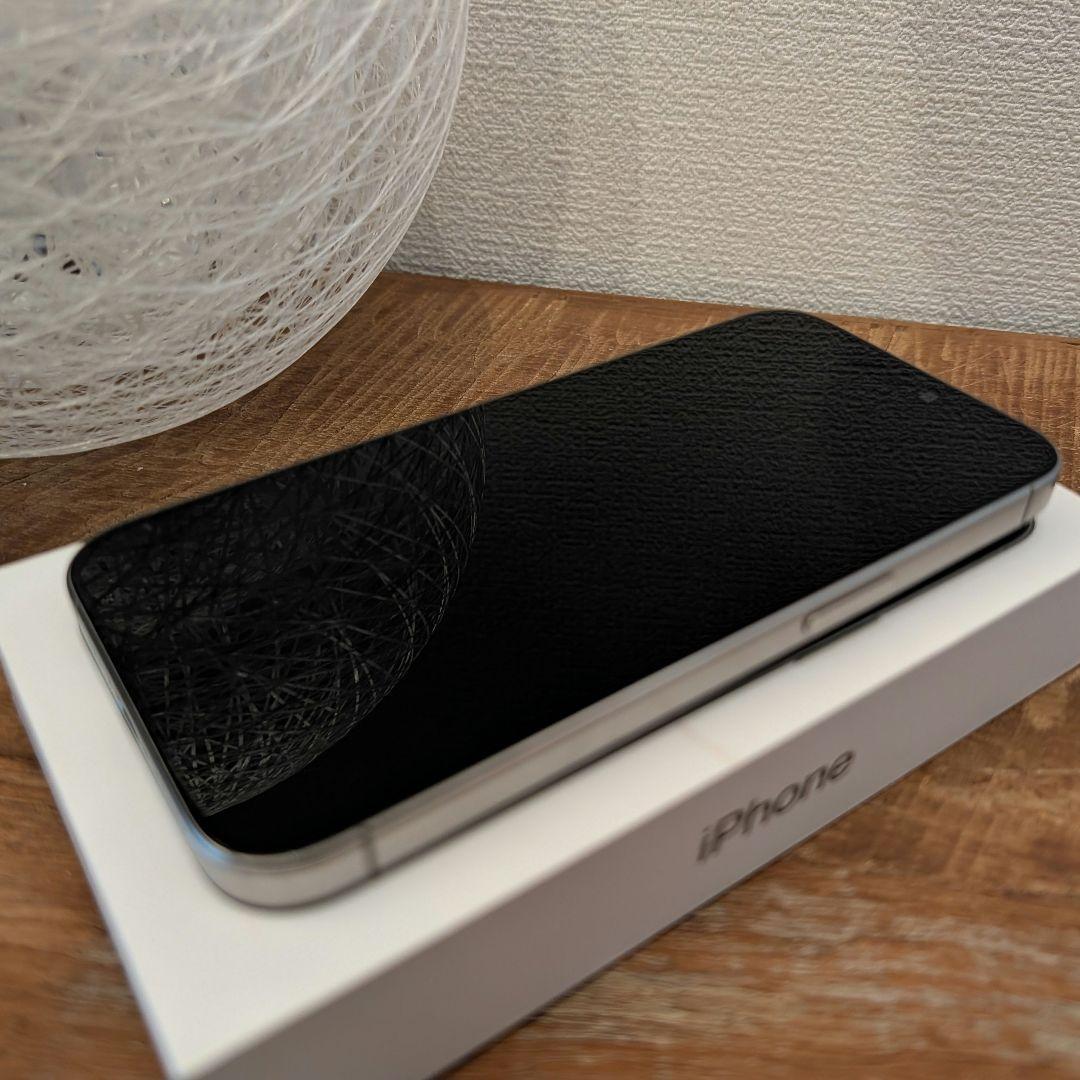 iPhone15pro 128GB ナチュラルチタニウム