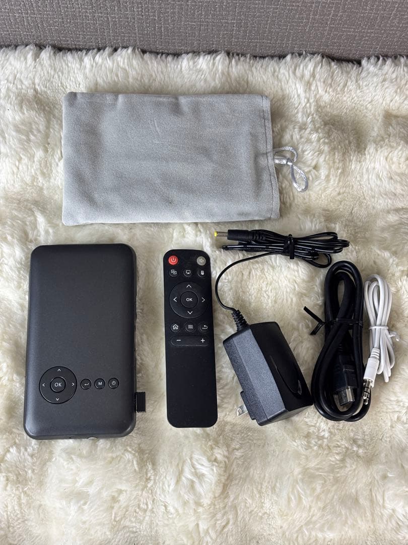 UENO-mono T89A KABENI ミニプロジェクター 動作良好