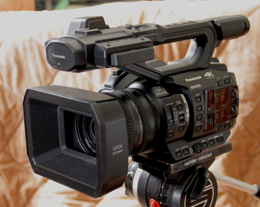 AG-UX90T8　4Kビデオカメラ 完動品