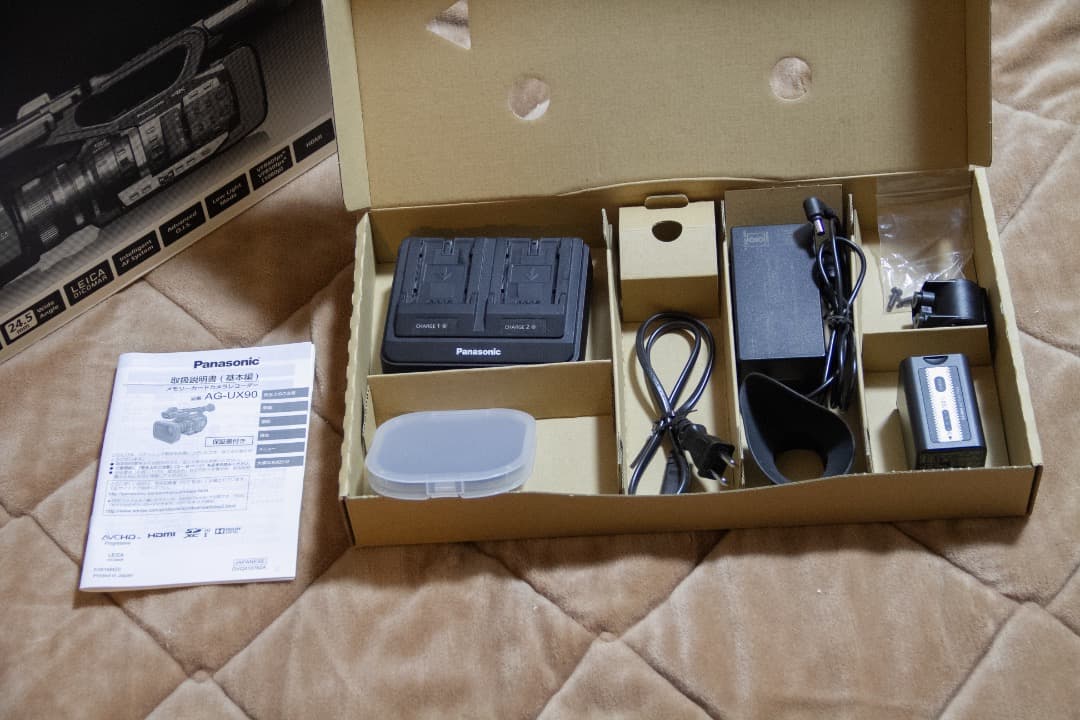 AG-UX90T8　4Kビデオカメラ 完動品