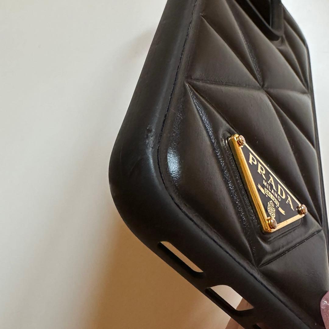 PRADA キルティング iPhone14Proケース プラダ