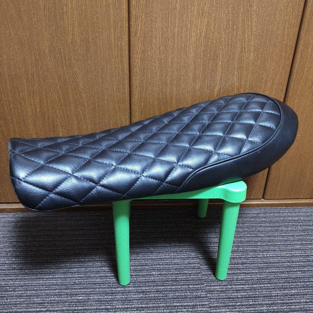 250TR クラシックフラットシート ブラック/ダイヤ