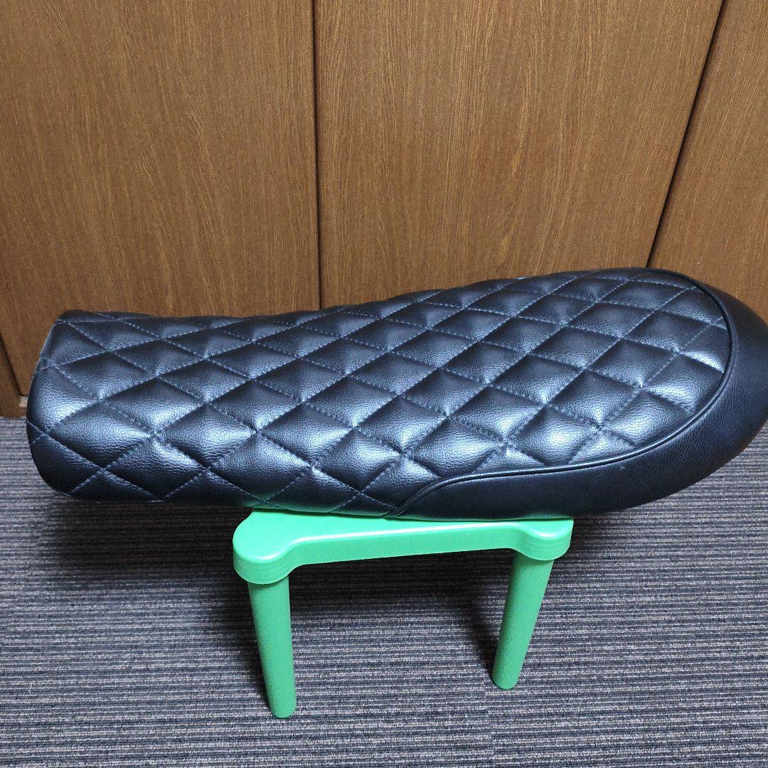 250TR クラシックフラットシート ブラック/ダイヤ