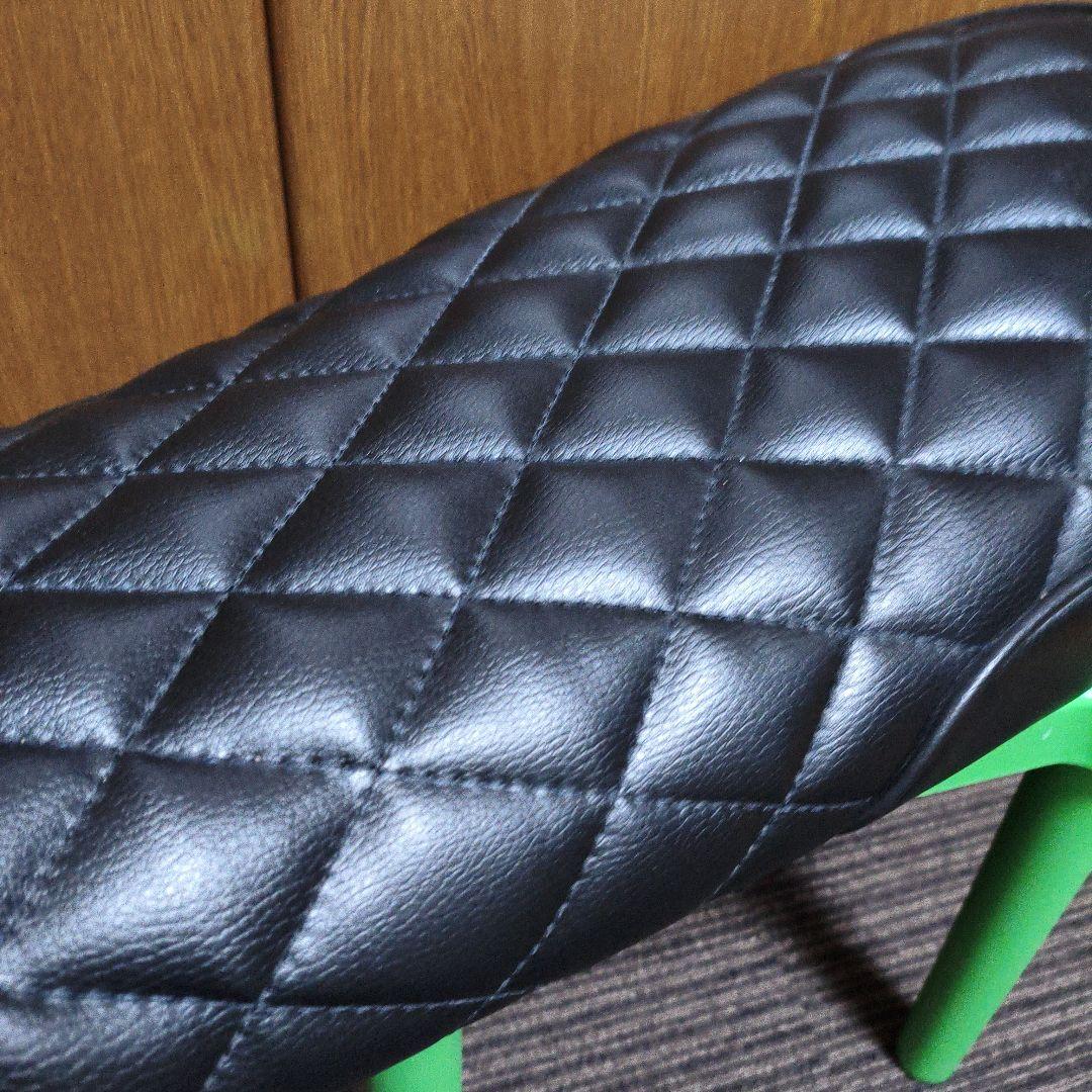 250TR クラシックフラットシート ブラック/ダイヤ