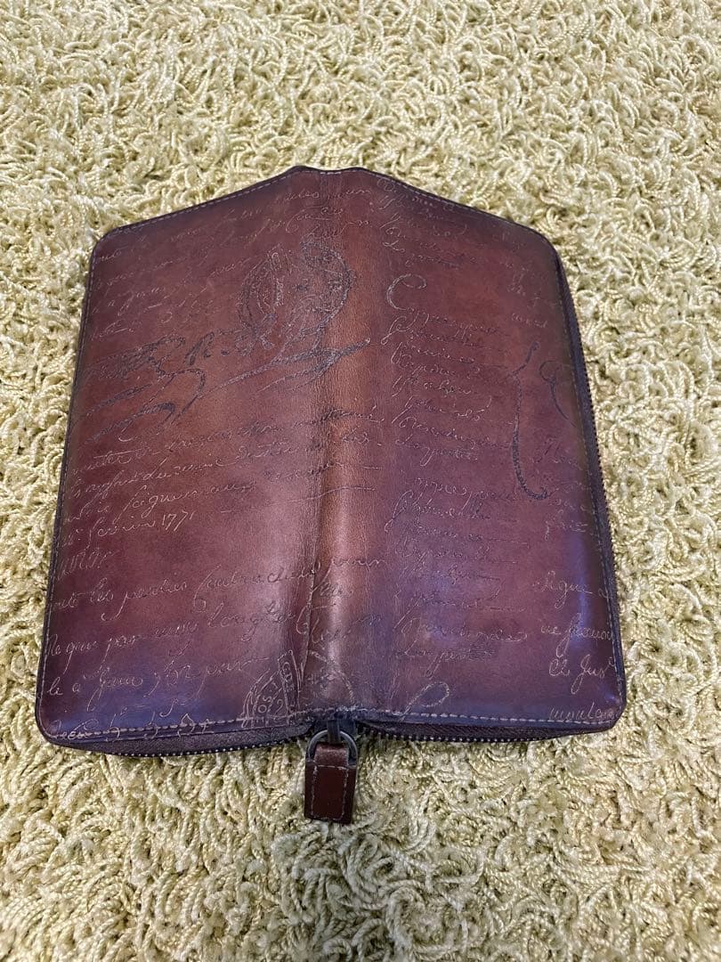 ベルルッティ長財布 カリグラフィ