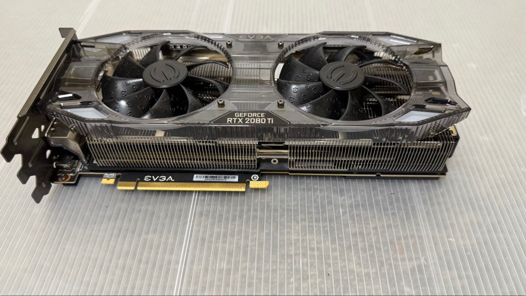 EVGA GEFORCE RTX2080Ti グラフィック￼￼これは動作します。