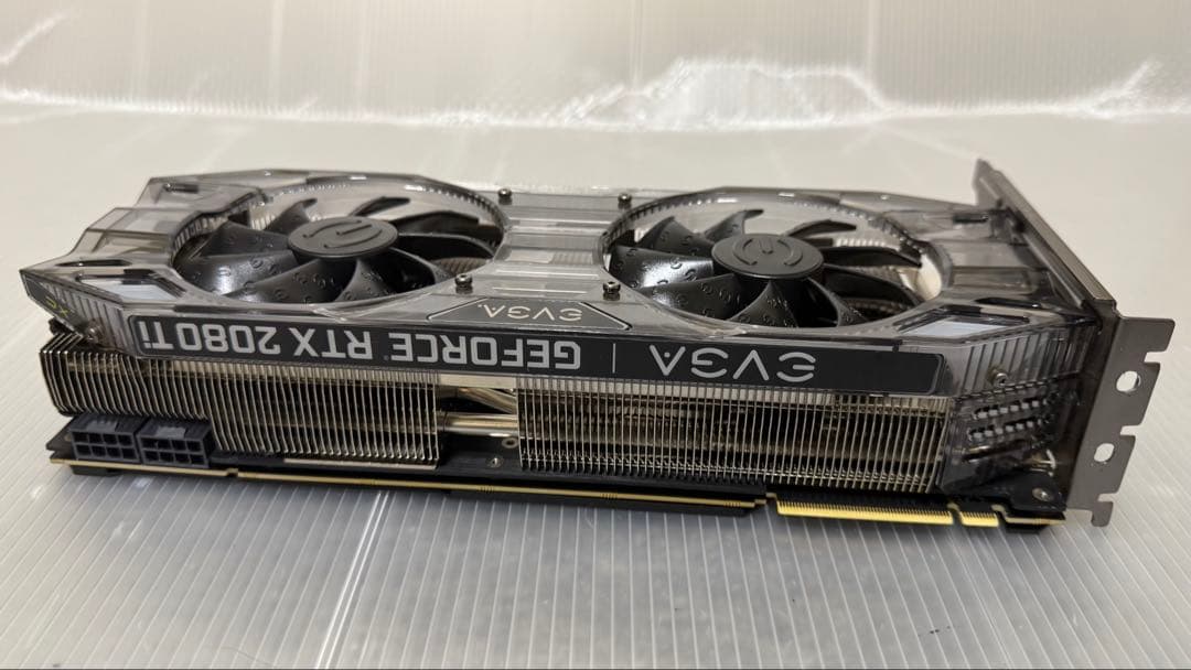 EVGA GEFORCE RTX2080Ti グラフィック￼￼これは動作します。