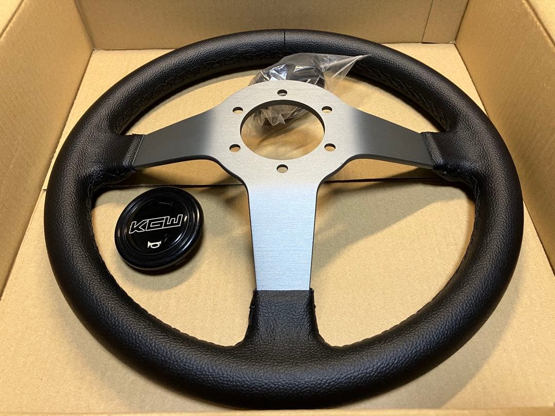 kGW ステアリング