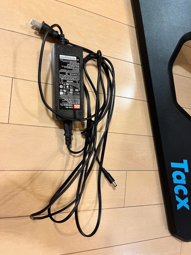 Tacx NEO 2T Smart トレーナー 9sスプロケット付属