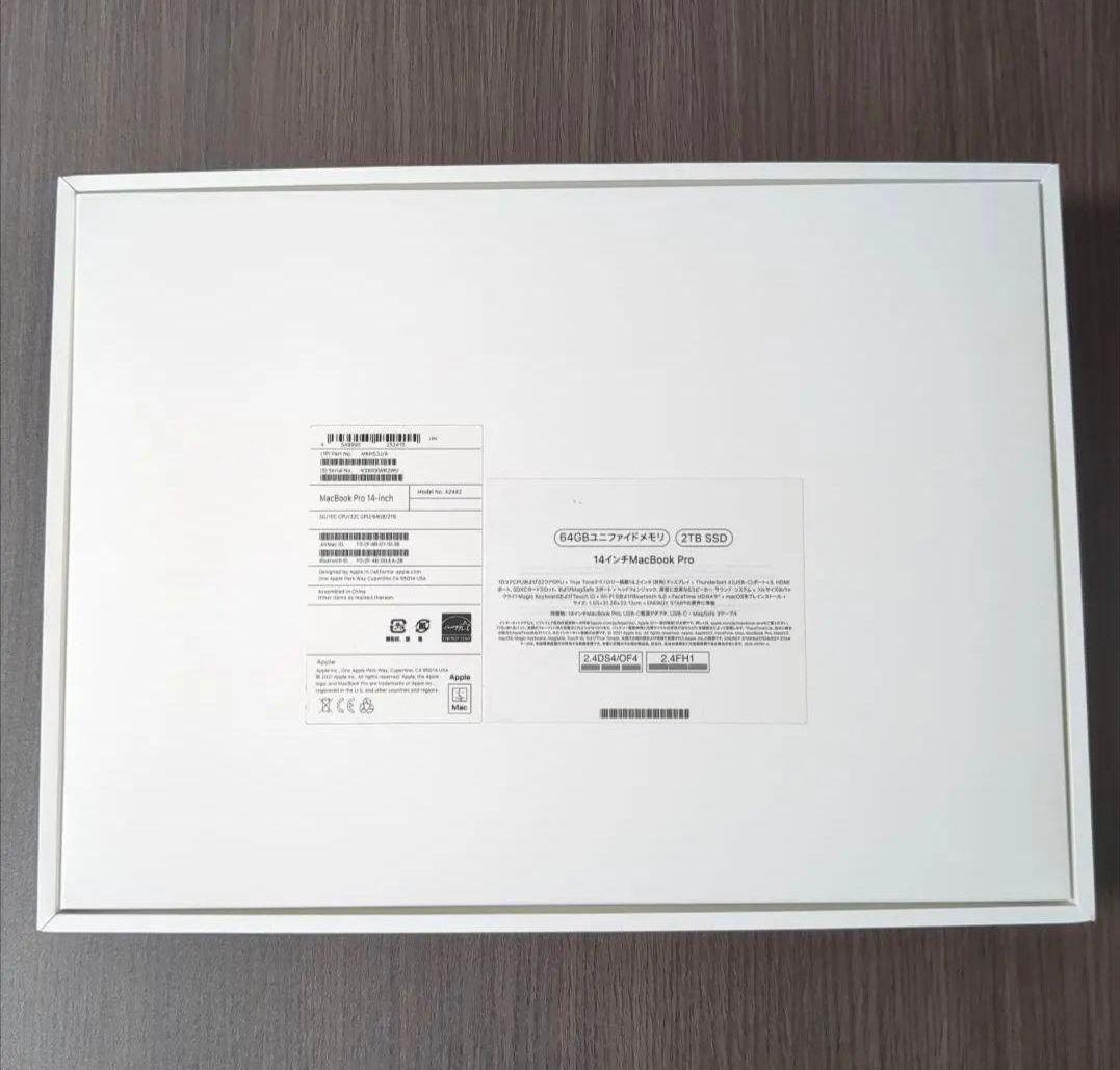 MacBook本体 MacBook Pro M1max 14inch 64GB 2TB