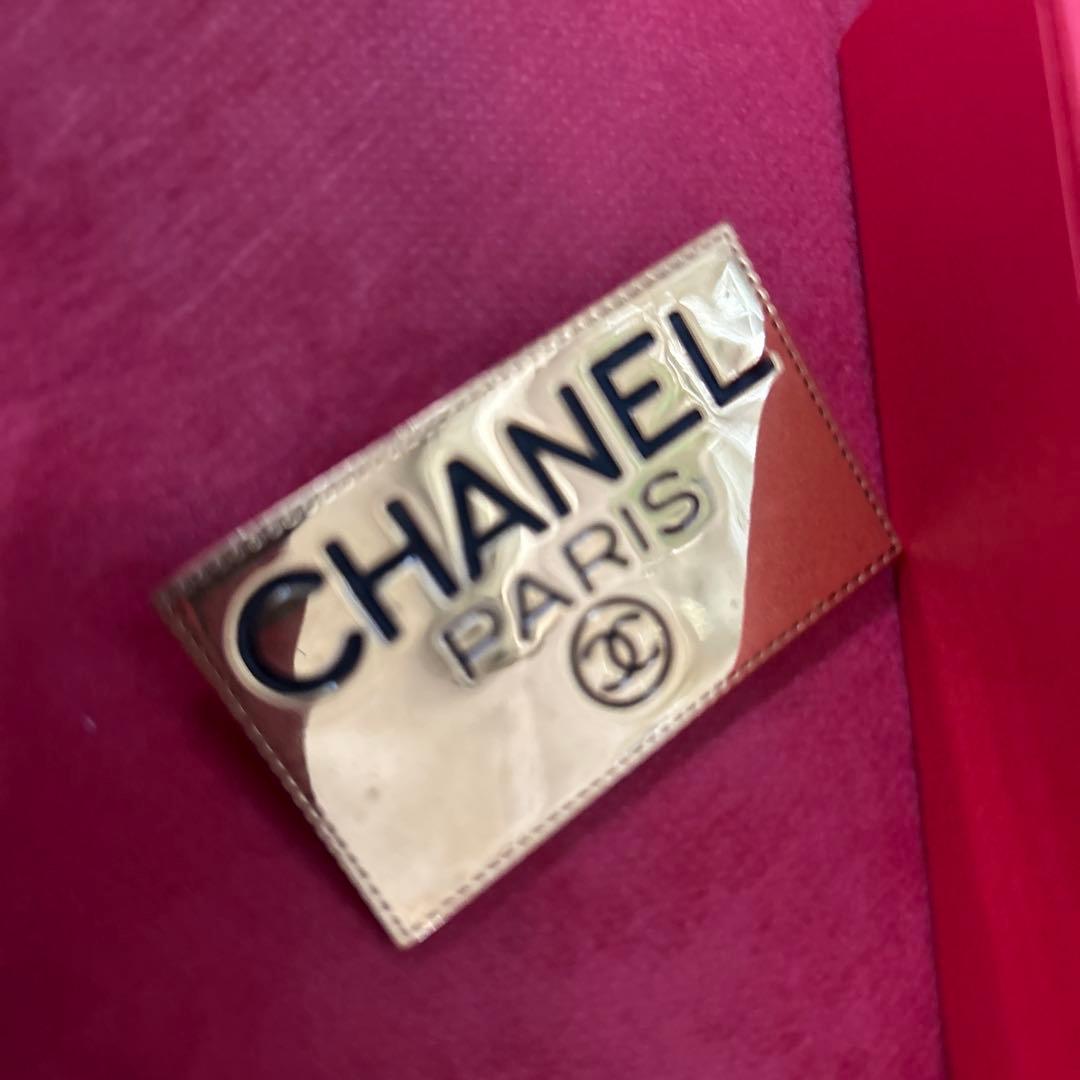 シャネルヴィンテージロゴブローチゴールド