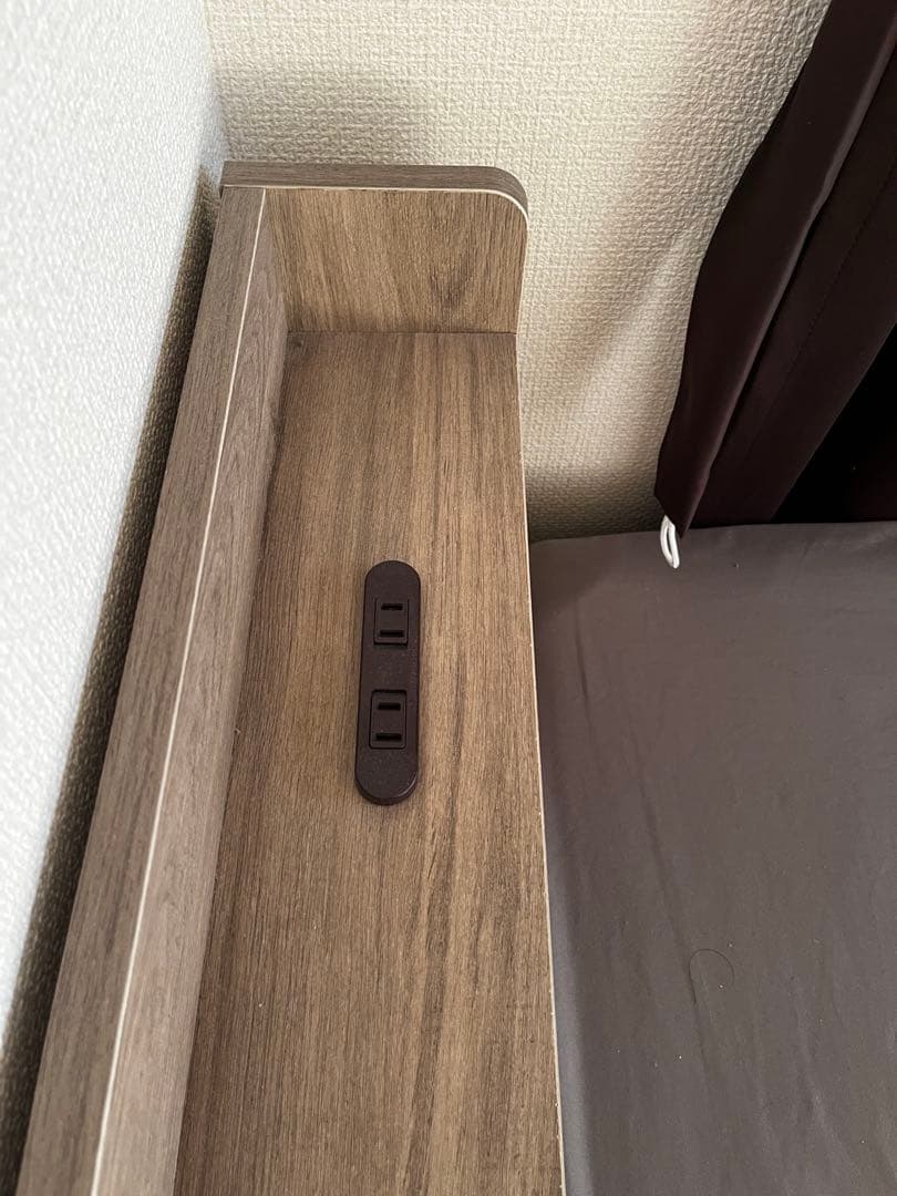 【至急】セミダブルベッドフレーム＋マットレスセット