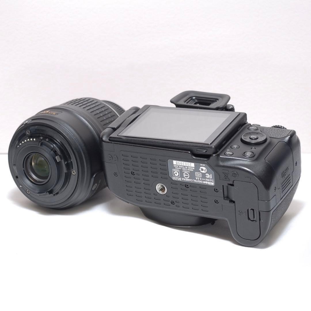 美品✨Nikon D5200✨シングルレンズ✨高画質✨バッテリー2個付き✨入門機
