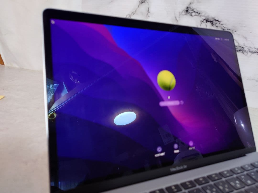 【美品】MacBookAir 2020 M1 8GB 256GB 本体