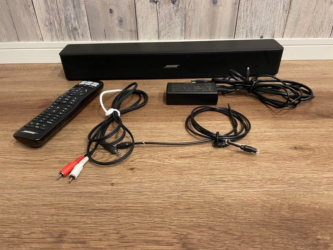 【値下中】Bose サウンドバー 本体とリモコン