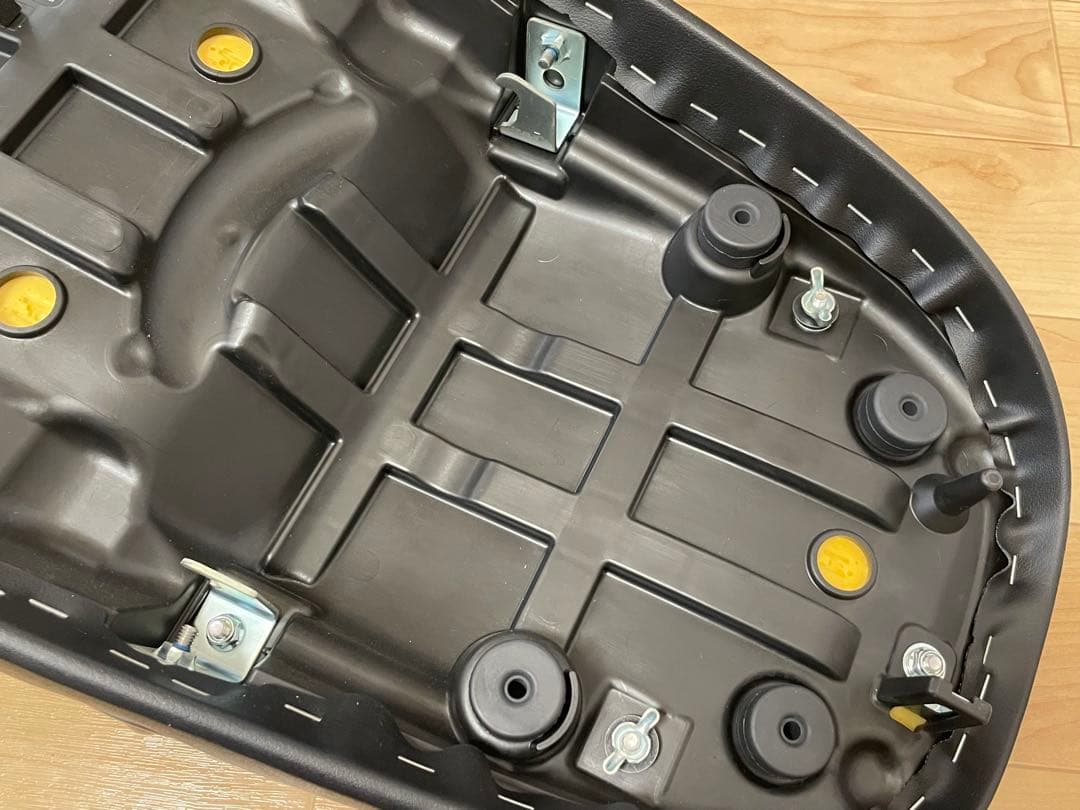 kawasaki カワサキ　Z900RS 純正ハイシート