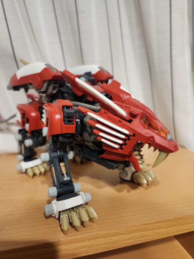 ｈ*ｏ様 ジャンク　ZOIDS　ブレードライガー　レオン仕様