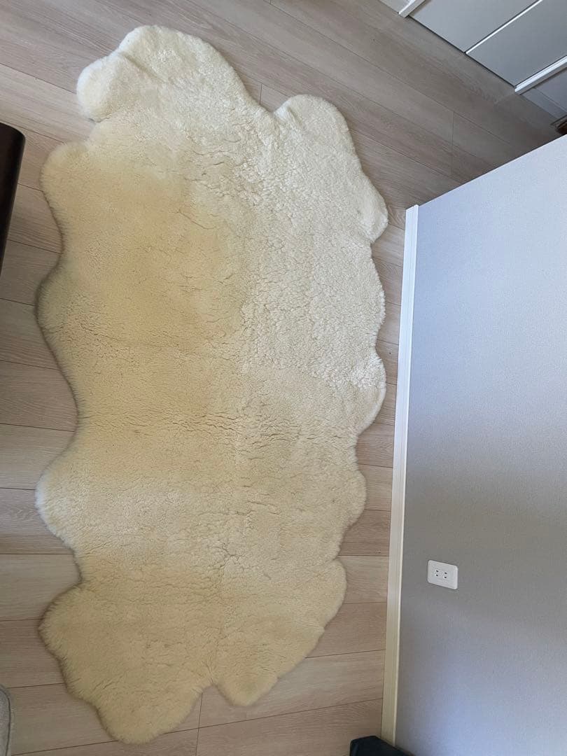 【高級】シープスキンラグ 羊毛5枚使用 ナチュラルカラー 200×118cm
