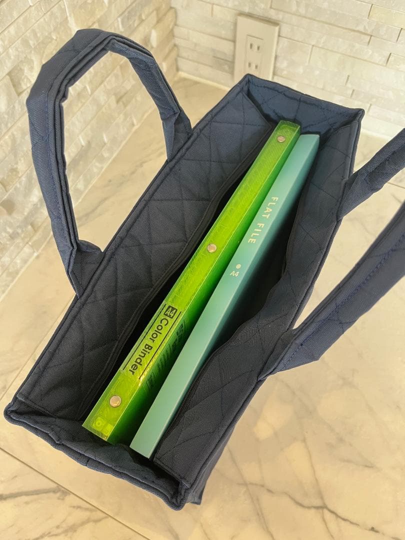 ネイビー　お受験バッグ　A4　自立　軽量　ファスナー付　お稽古バッグ　保護者会用