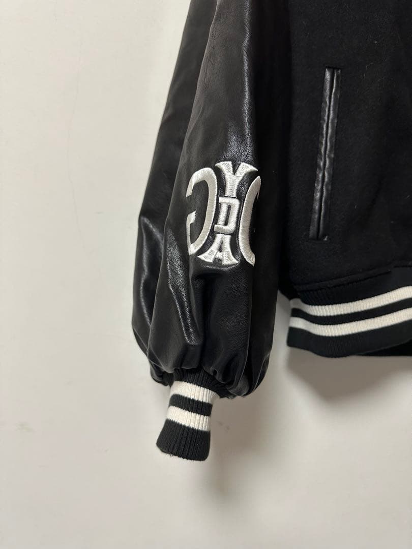 GYDAジェイダ 大人気即完売 Gロゴスタジャン アウター ブラック黒