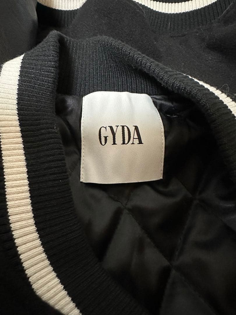 GYDAジェイダ 大人気即完売 Gロゴスタジャン アウター ブラック黒