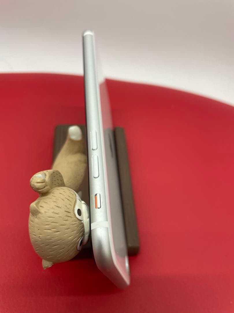 Apple iPhone SE2 64GB ホワイト バッテリー交換済み