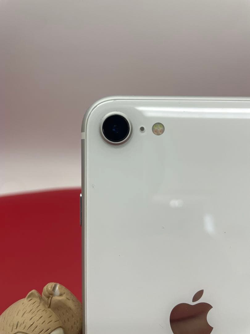 Apple iPhone SE2 64GB ホワイト バッテリー交換済み