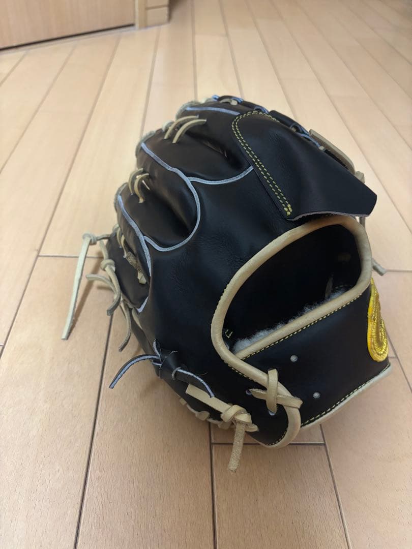 【umezumaさま専用】tresure トレジャー　投手用グローブ