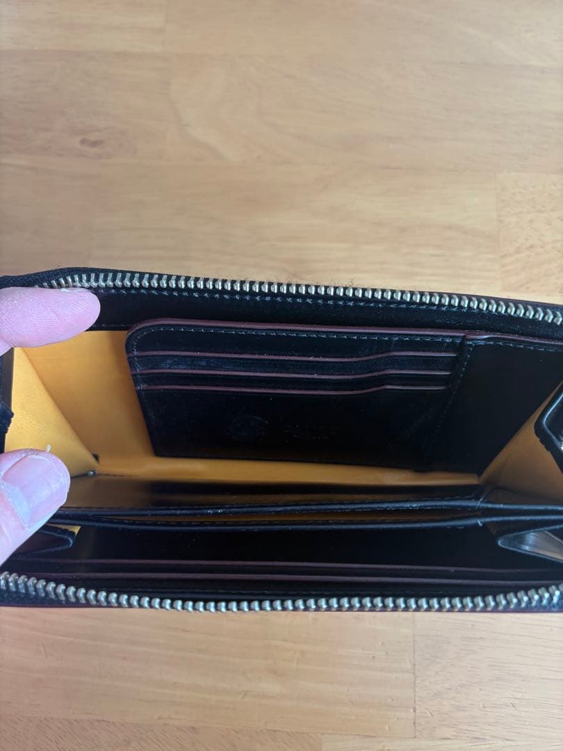 GANZO AVON ラウンドファスナー長財布 ブラック ブライドルレザー