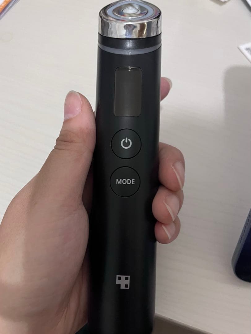 メディキューブ　LEDブースト　美顔器