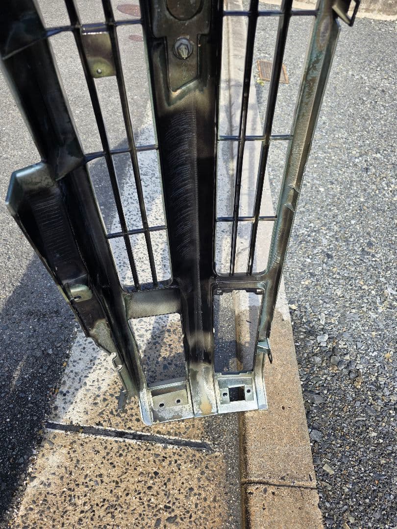 Sunnyさん専用 シボレー C1500 94up 純正グリル 純正ボウタイ