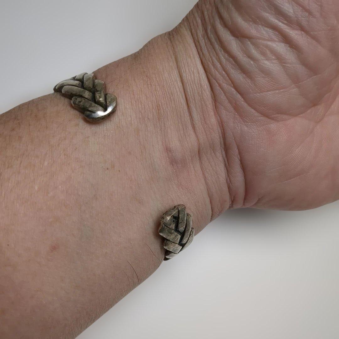 HTC 　真鍮製バングル