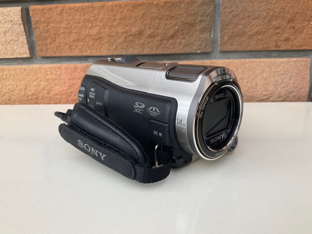 SONY HDR-CX560V ビデオカメラ 本体　付属品・箱あり