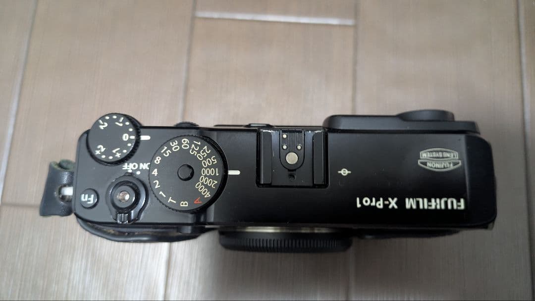 Fujifilm X-Pro1 ミラーレスカメラ 本体