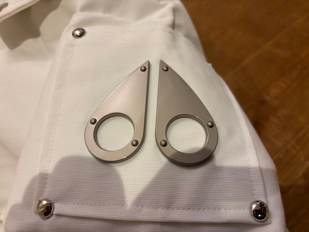 ムースナックルズ ダウンジャケット 2way リアルファー S ホワイト カナダ