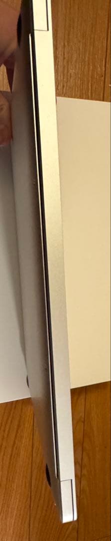 M1チップ搭載 13インチ MacBook Air - シルバー256GB