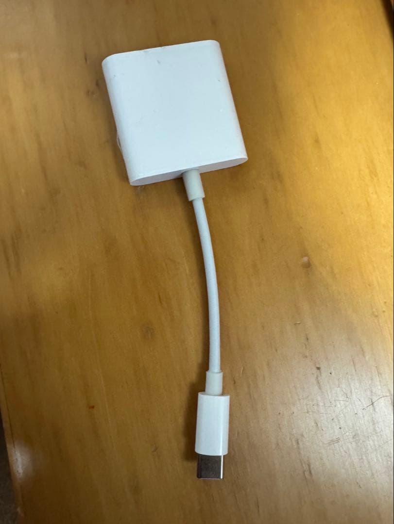 M1チップ搭載 13インチ MacBook Air - シルバー256GB