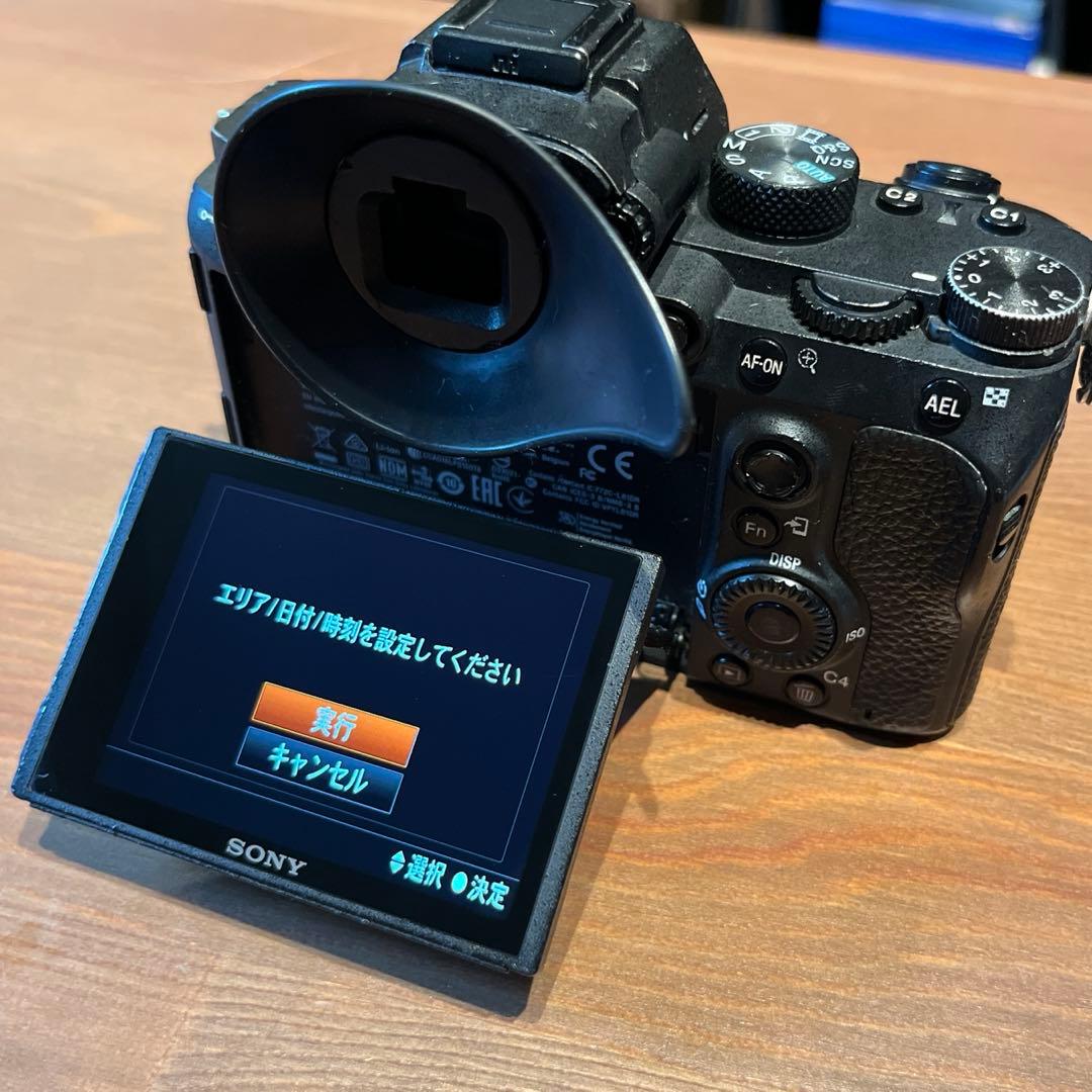 SONY α7 III ミラーレス一眼カメラ　ボディ　おまけ付き