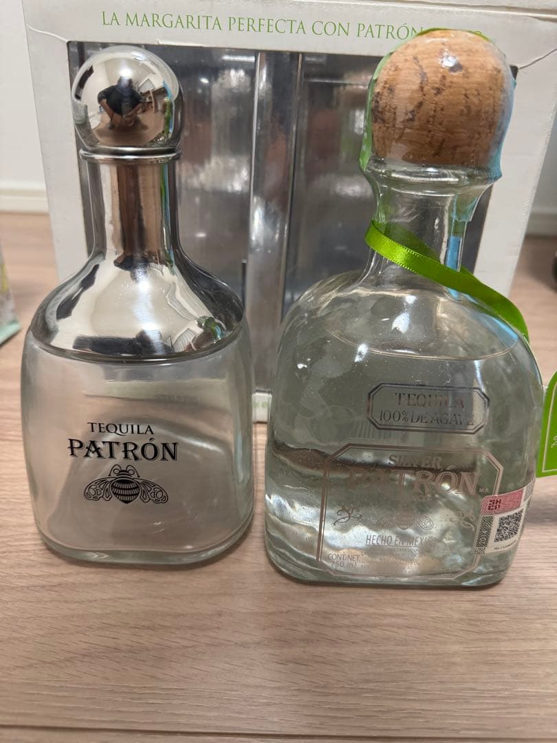 パトロンPatrón シルバー テキーラ ギフトパック