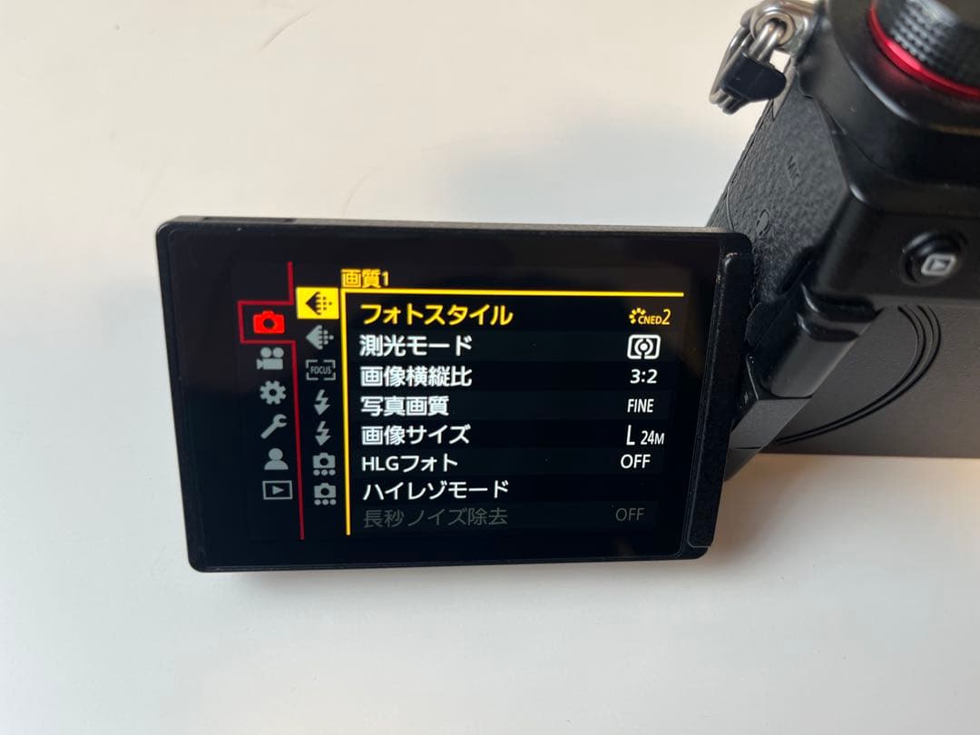 Lumix S5 ボディ【シャッター回数16453回】