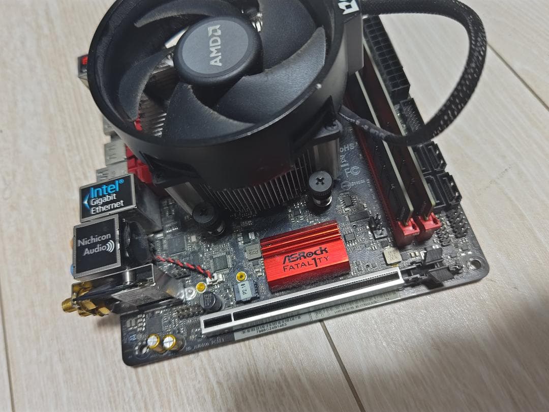 CPU Ryzen 5 3400G/ ASRock X370 Fatal1ty/16GB