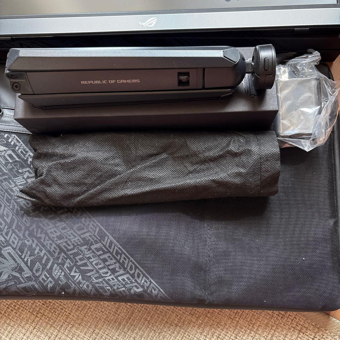 ASUSポータブルゲーミングモニター XG16AHP