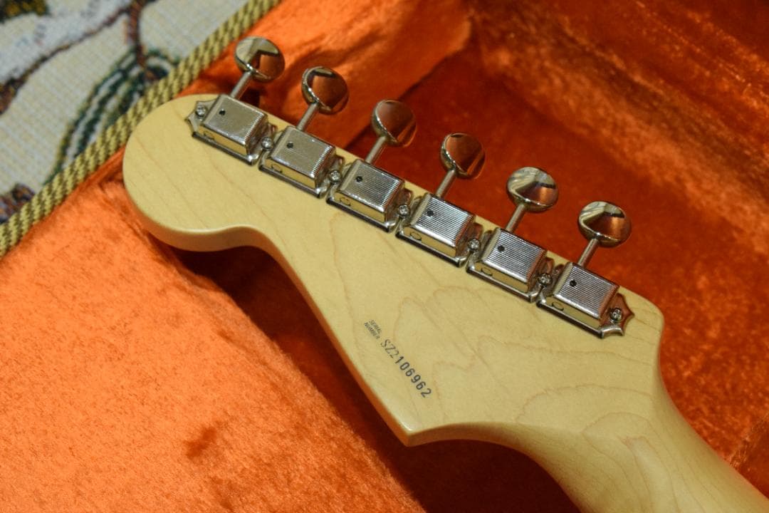 ギター Fender Eric Clapton Stratocaster Blackie