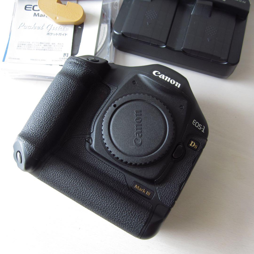 Canon EOS-1Ds Mark III デジタル一眼レフ