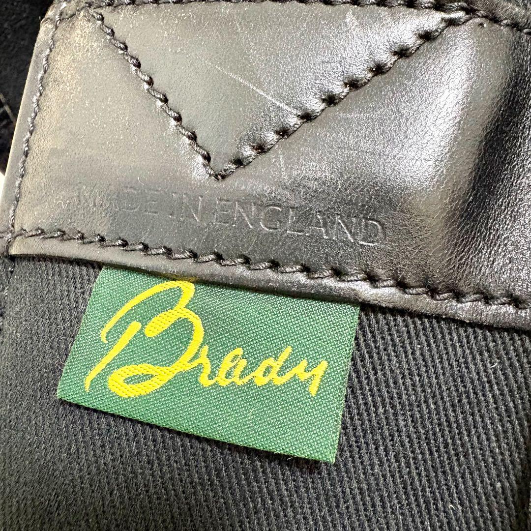 ブレディ　ショルダーバッグ　斜め掛け　キャンバス　レザー　牛革　イギリス製