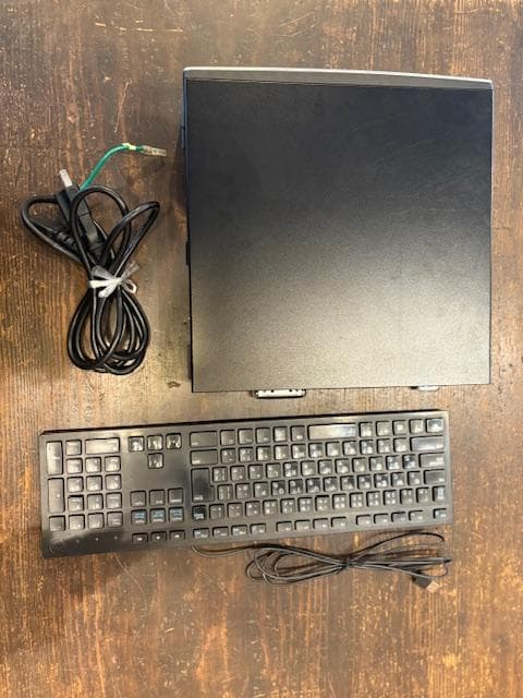 DELL Inspiron3470 COREi3 8世代（本体＋キーボード）
