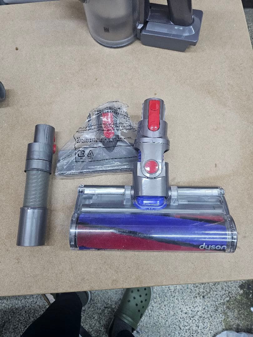 ダイソン　V8 slim マキタ　バッテリー仕様