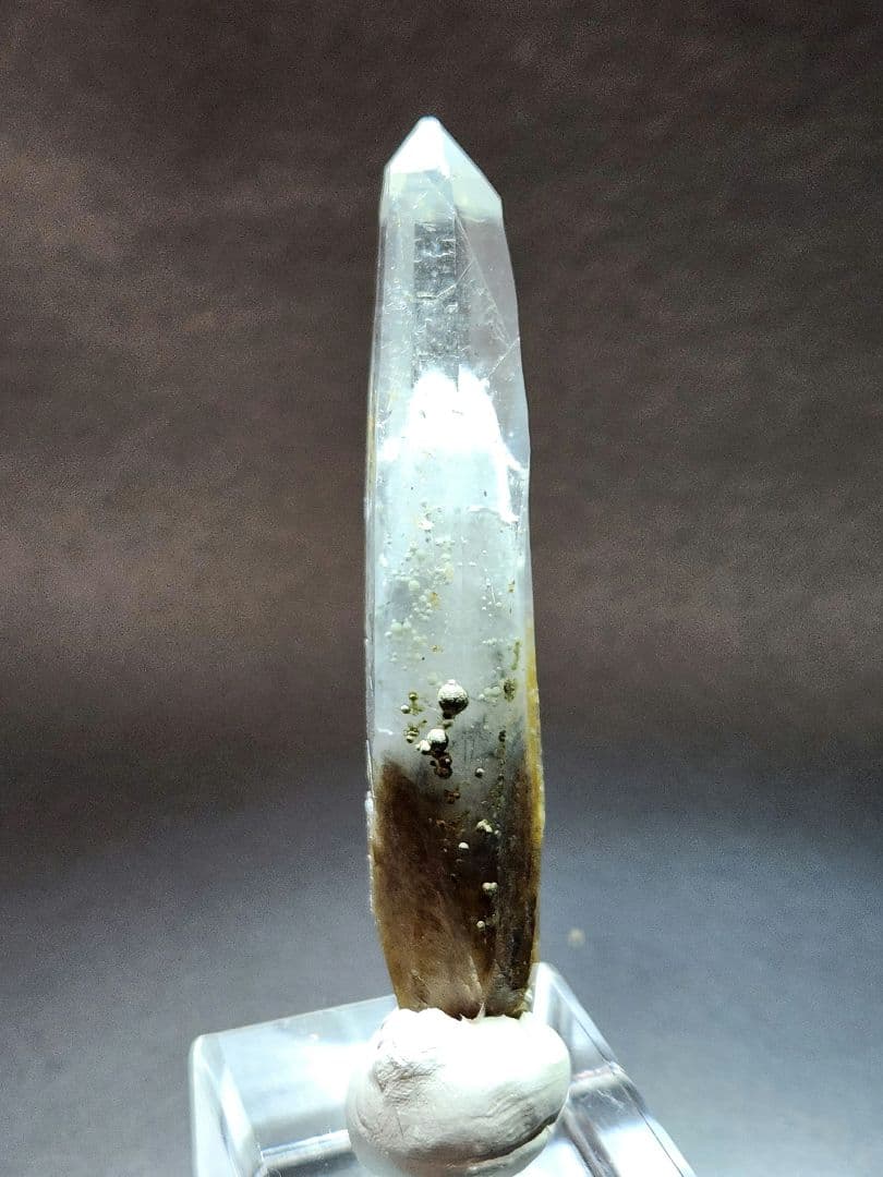 ハイクオリティ✨まりも入り水晶ポイント