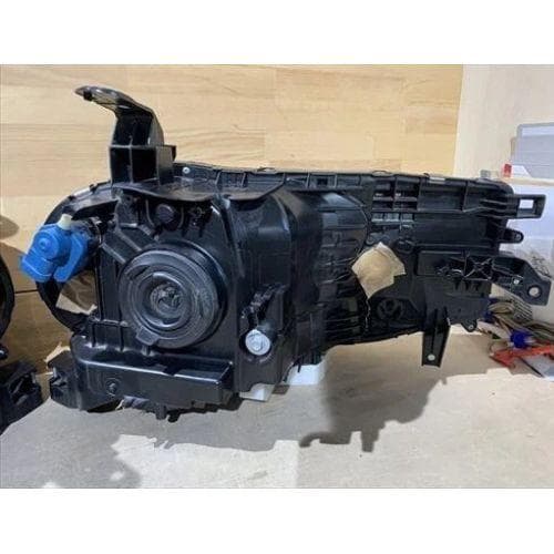 日産キューブ Z12 純正ヘッドライト STANLEY P8190 　管♯359