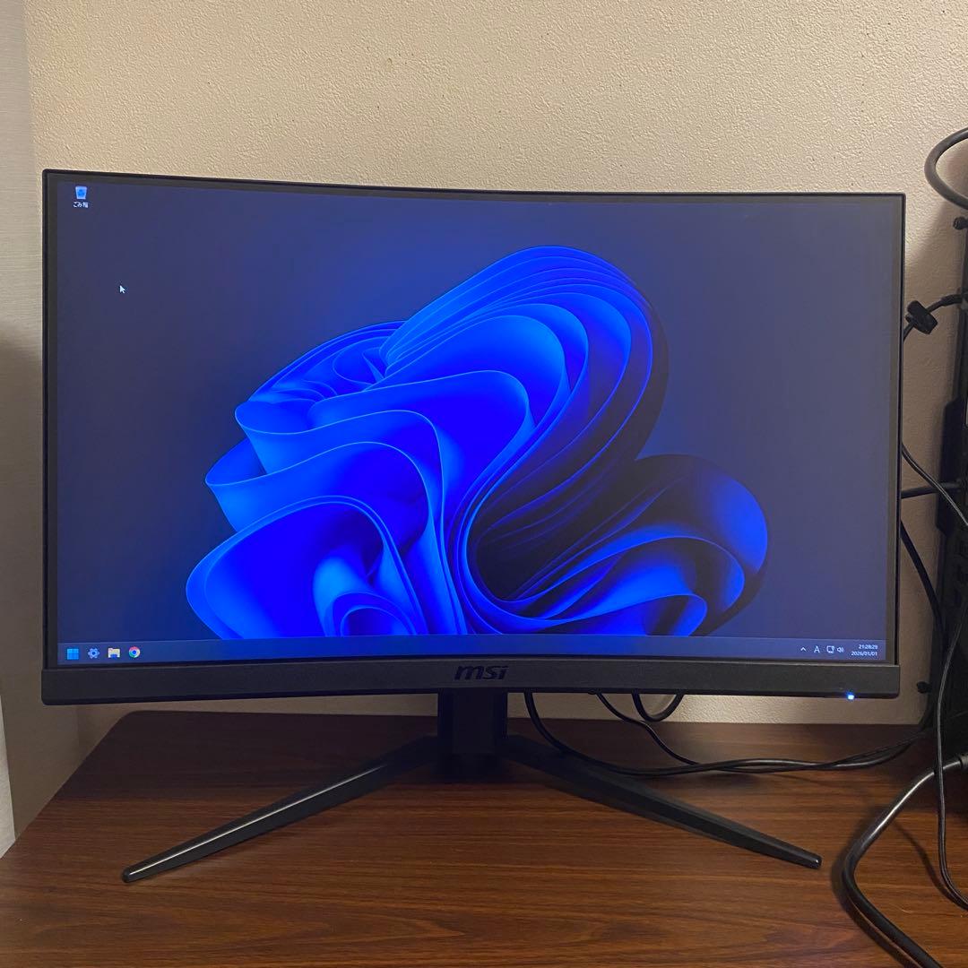 MSI 湾曲ゲーミングモニター G24C4 E2 23.6インチ　フルHD